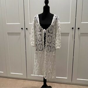 Solitaire White Crochet Cardigan